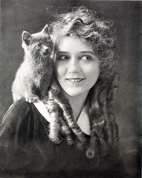 File:Mary Pickford 1916.jpg